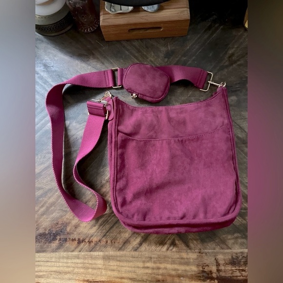 Ah Dorned NWOT Wine Color Vegan Suede Messenger Crossbody Purse - Picture 1 of 9